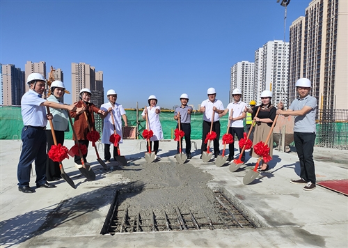 9月3日上午，金天川醫(yī)院隆重舉行喜封金頂儀式